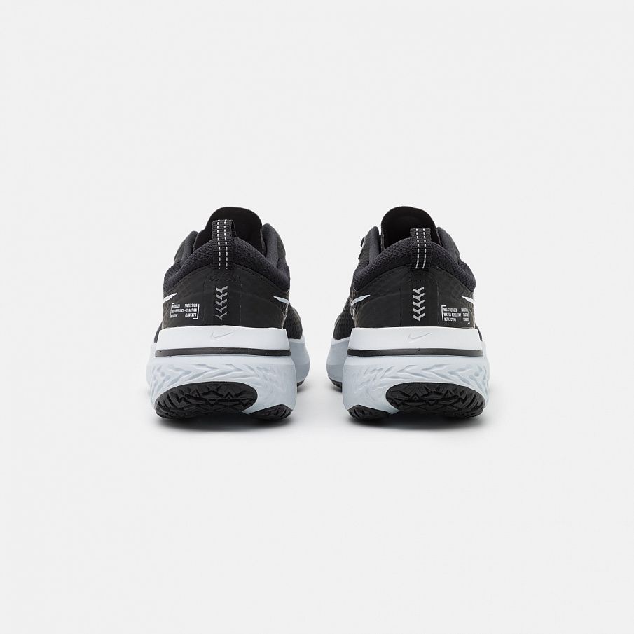 Фото № 3 с приближением к товару «‎Nike React Miler Shield»