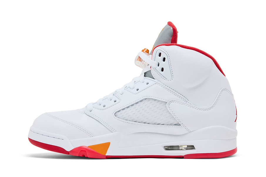 Фото № 4 с приближением к товару «‎Air Jordan Women's 5 Retro OG Sunset 2026»