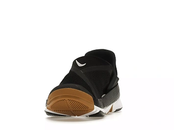 Nike Go FlyEase Black Gum - 5