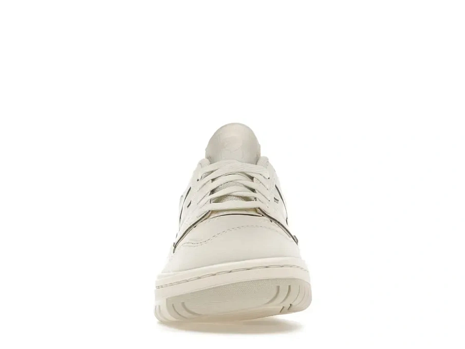 Фото № 2 с приближением к товару «‎New Balance 550»