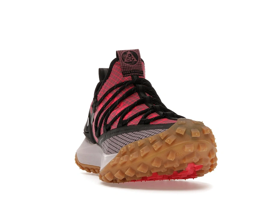 Фото № 4 с приближением к товару «‎Nike ACG Mountain Fly Low Flash Crimson»