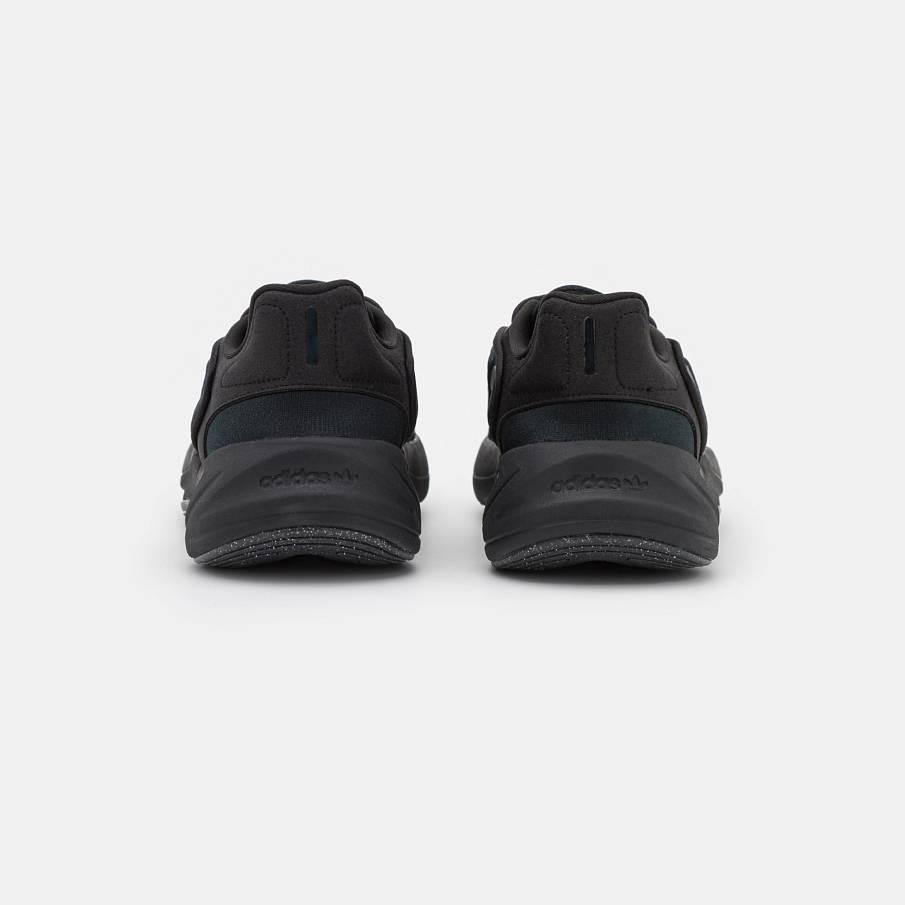 Фото № 4 с приближением к товару «‎Adidas Ozelia »