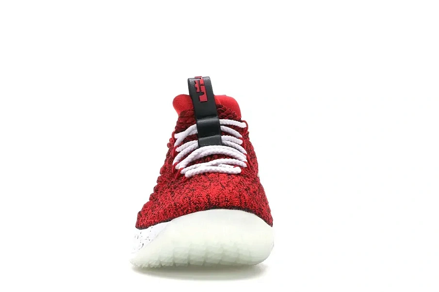 Фото № 2 с приближением к товару «‎Nike LeBron 15 Low University Red»