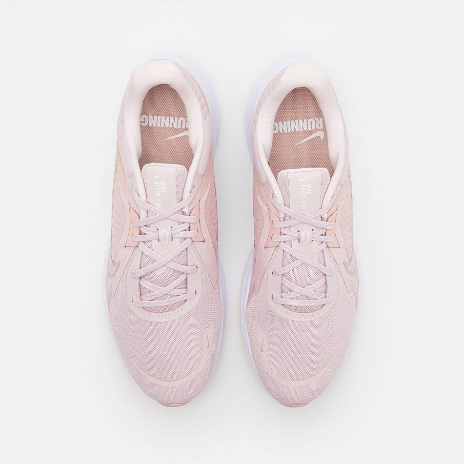 Фото № 4 с приближением к товару «‎Nike Wmns Quest 5»