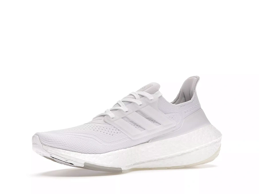 Фото № 2 с приближением к товару «‎adidas Ultra Boost 21 Triple White »