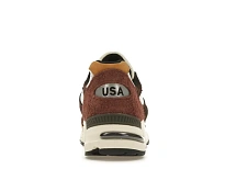 Фото № 4 с приближением к товару «‎New Balance 990v2 MiUSA»