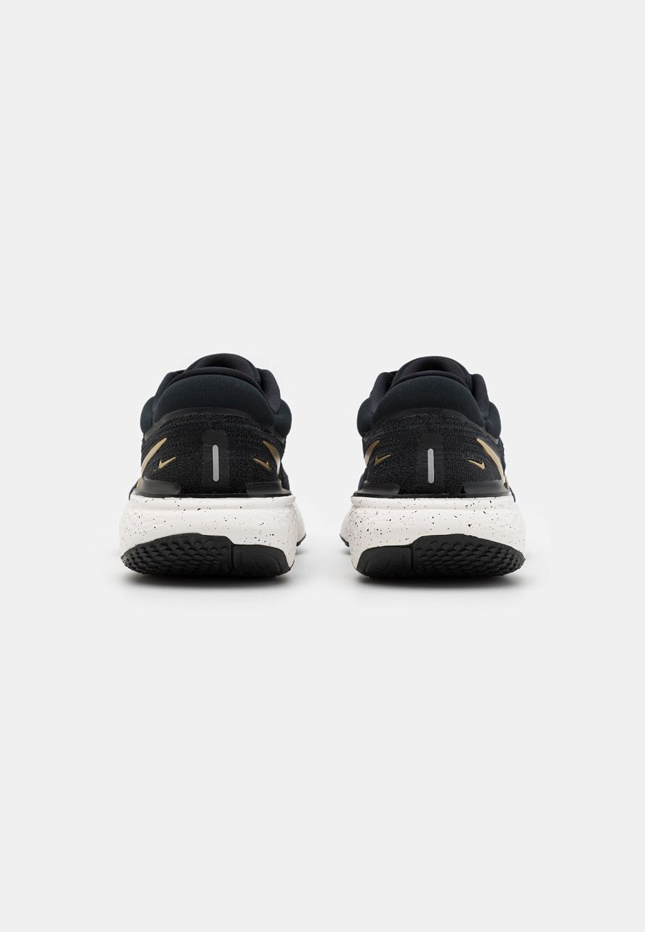 Фото № 3 с приближением к товару «‎Nike Zoomx Invincible FK»