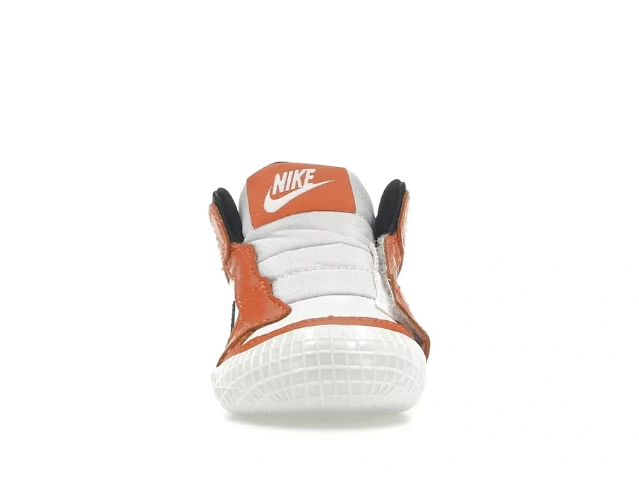 Фото № 2 с приближением к товару «‎Jordan 1 Crib Bootie»