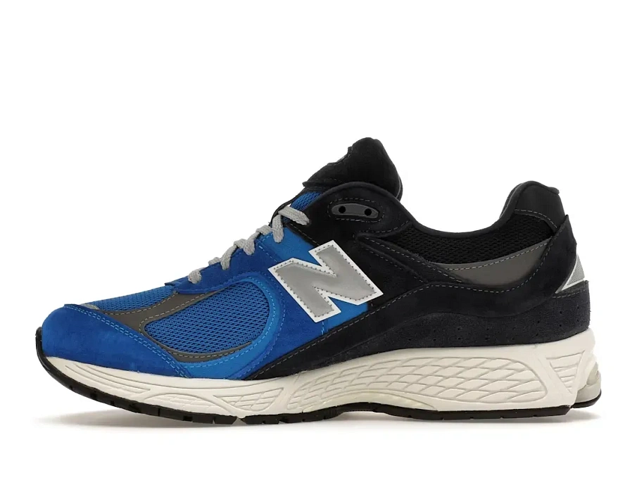Фото № 3 с приближением к товару «‎New Balance 2002R»