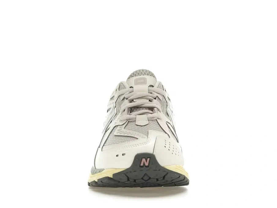 Фото № 2 с приближением к товару «‎New Balance 1906U»