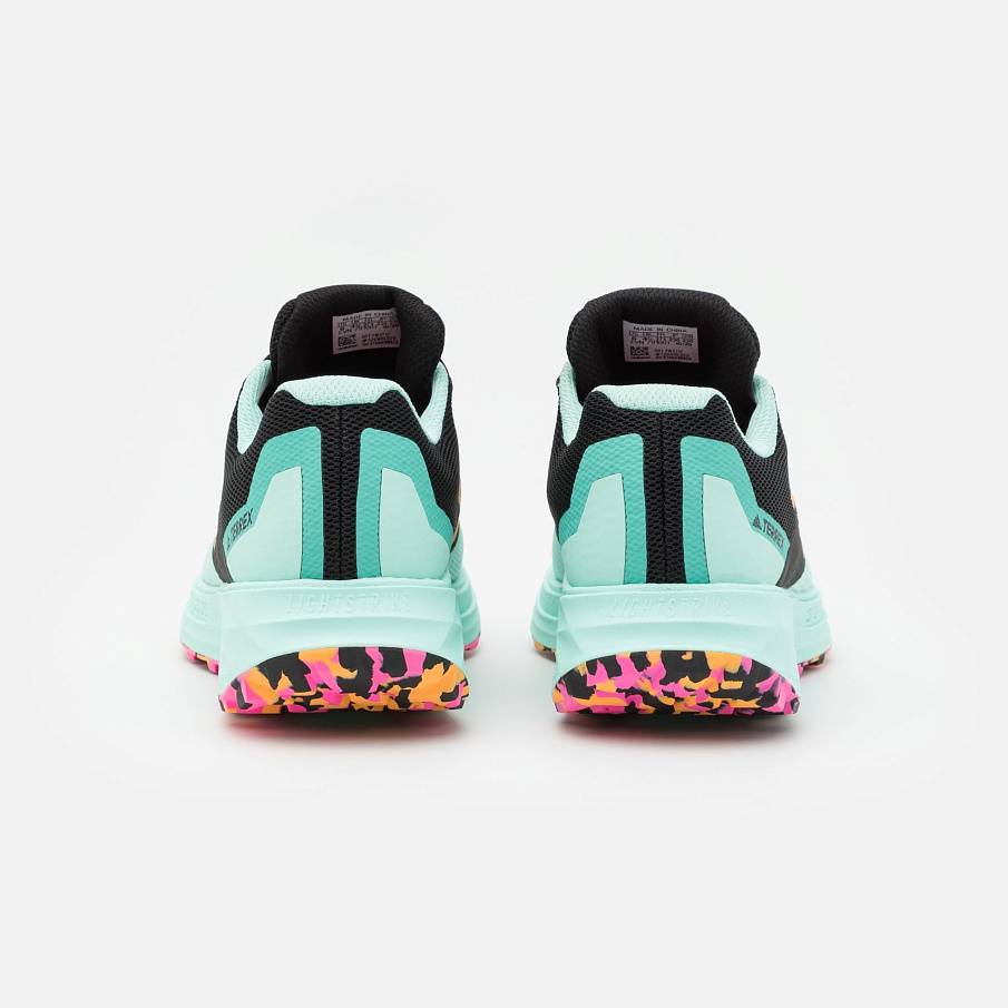 Фото № 3 с приближением к товару «‎Adidas Terrex Two »