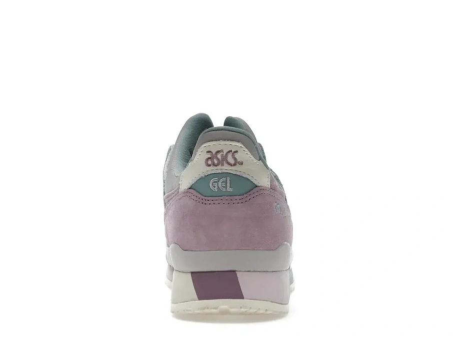 Фото № 4 с приближением к товару «‎ASICS Gel-Lyte III OG Barely Rose Rosequartz»