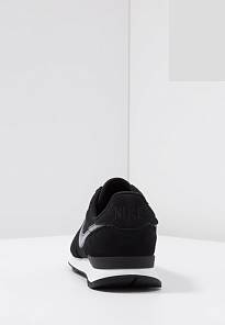 Фото № 5 с приближением к товару «‎Nike Internationalist »