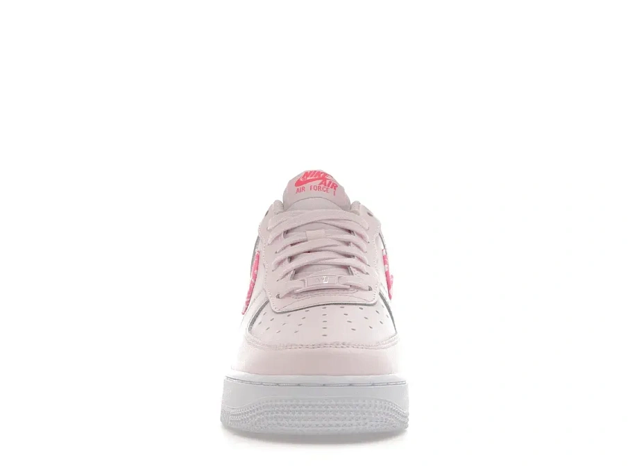 Фото № 2 с приближением к товару «‎Nike Air Force 1 Low '07 Paisley Pack Pink »