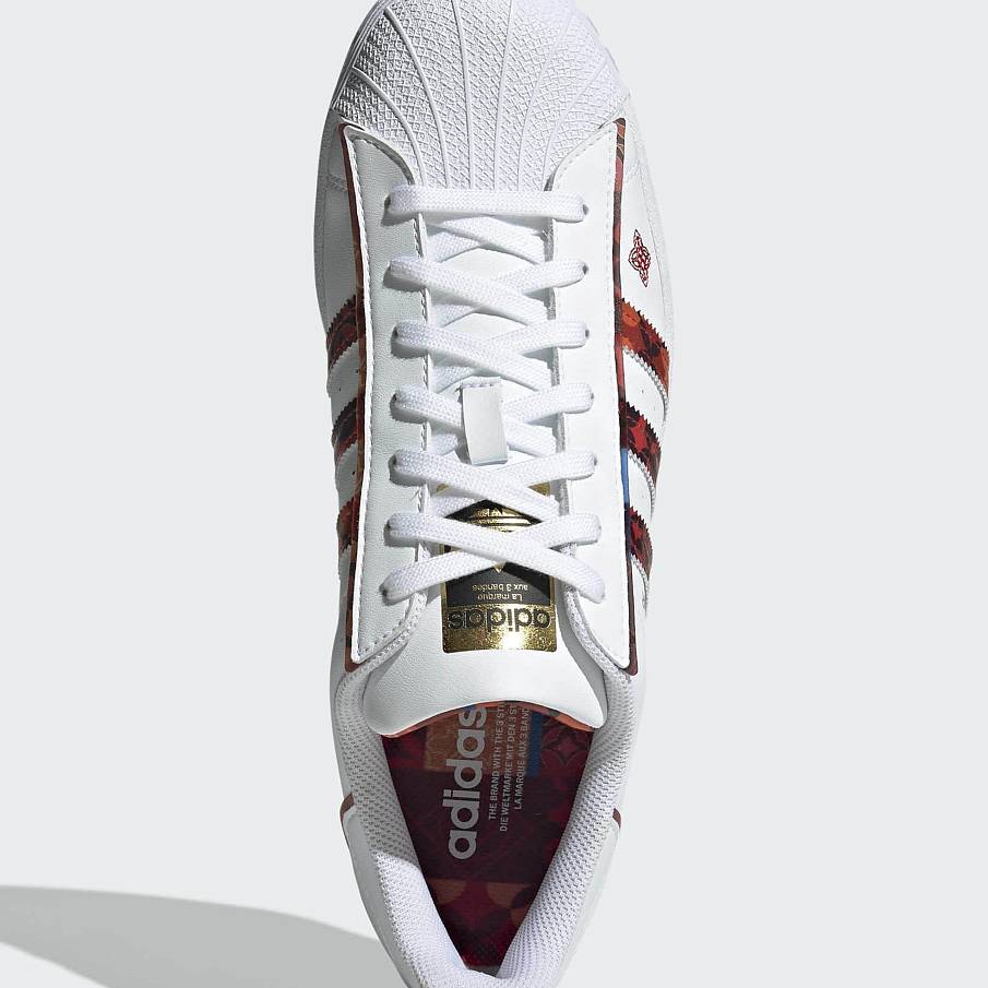 Фото № 3 с приближением к товару «‎Adidas Superstar »