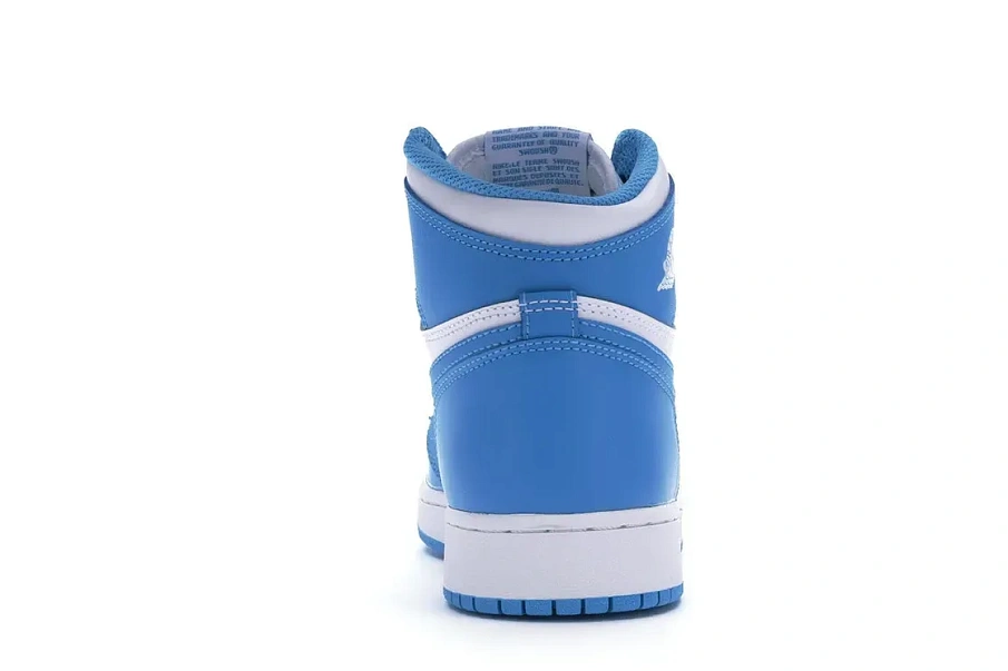 Фото № 4 с приближением к товару «‎Jordan 1 Retro UNC »