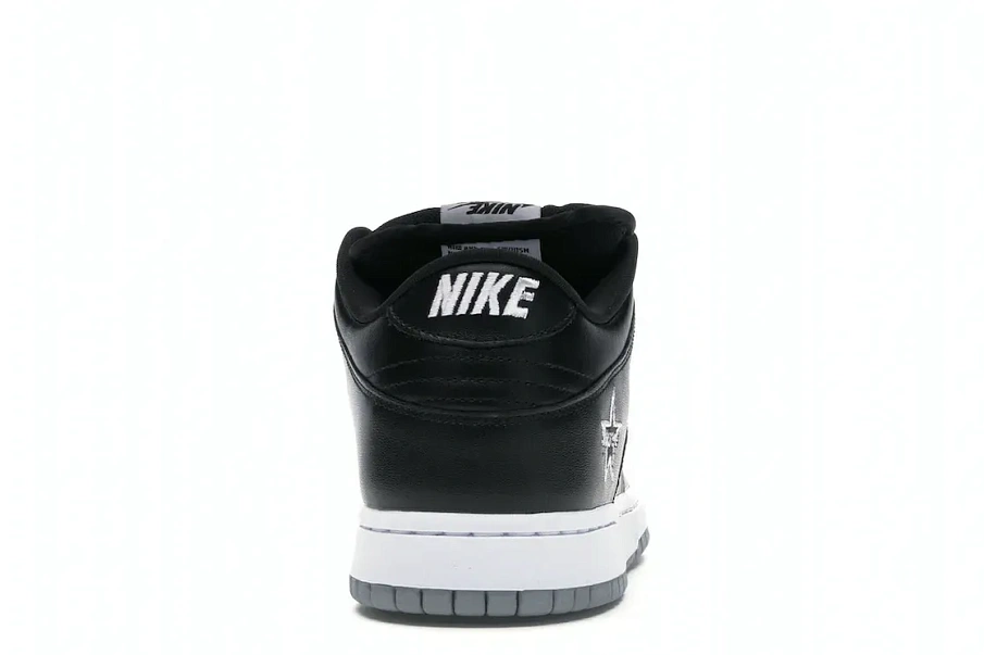 Фото № 4 с приближением к товару «‎Nike SB Dunk Low Supreme Jewel Swoosh Silver»
