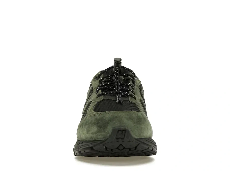 Фото № 2 с приближением к товару «‎New Balance 2002R»