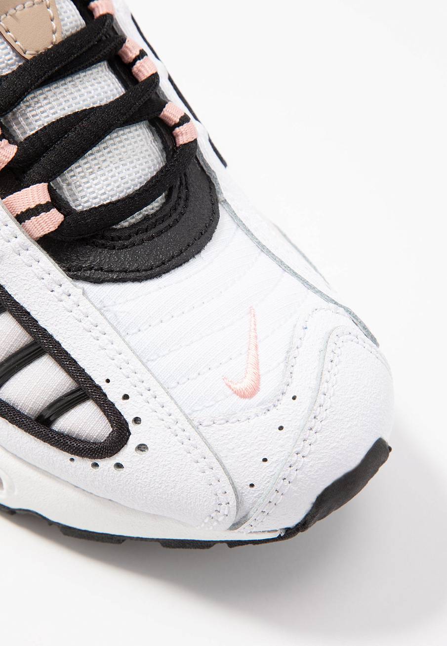 Фото № 3 с приближением к товару «‎Nike Air Max Tailwind »
