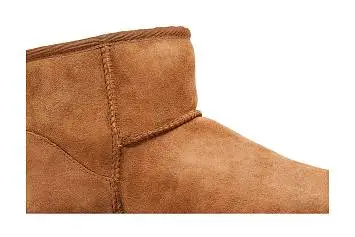 UGG Women's Classic Mini II Boot Chestnut - 3