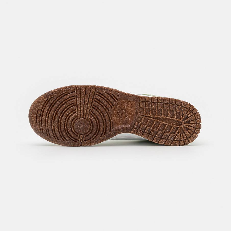 Фото № 5 с приближением к товару «‎Nike Dunk HI Retro SE Emb »
