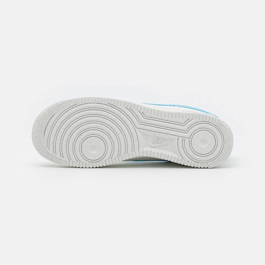 Фото № 5 с приближением к товару «‎Nike Air Force 1 »