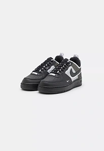 Фото № 4 с приближением к товару «‎AIR FORCE 1 REACT UNISEX»