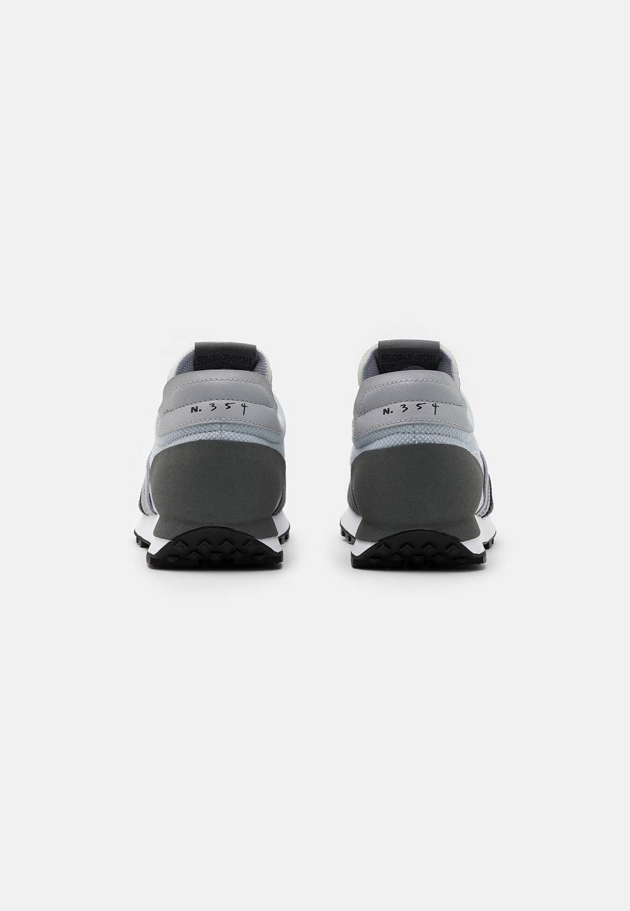 Фото № 3 с приближением к товару «‎Nike Dbreak-Type »