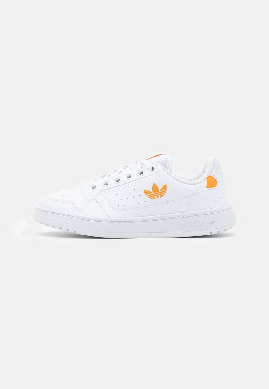 Фото № 1 с приближением к товару «‎Adidas NY 90 »