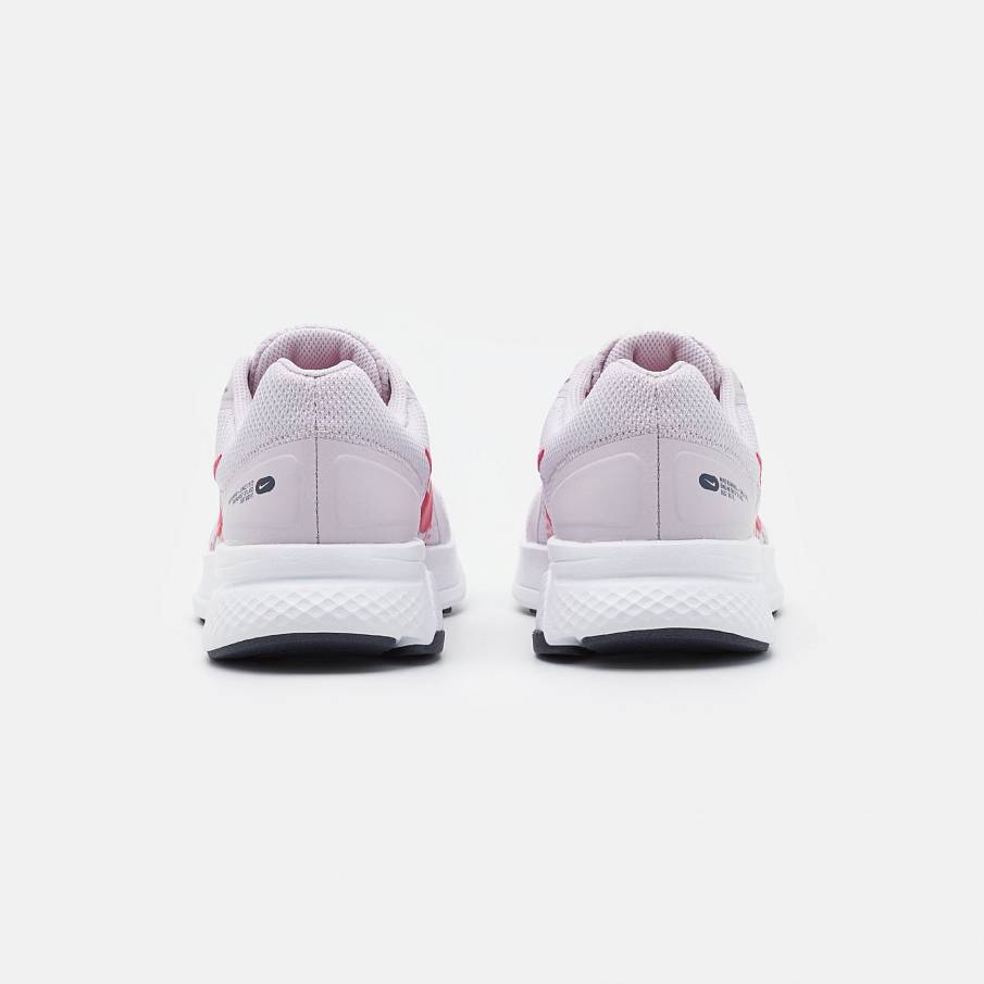 Фото № 2 с приближением к товару «‎Nike Run Swift 2»