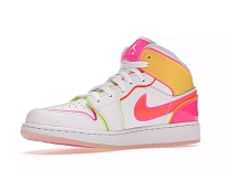 Фото № 6 с приближением к товару «‎Jordan 1 Mid Edge Glow »
