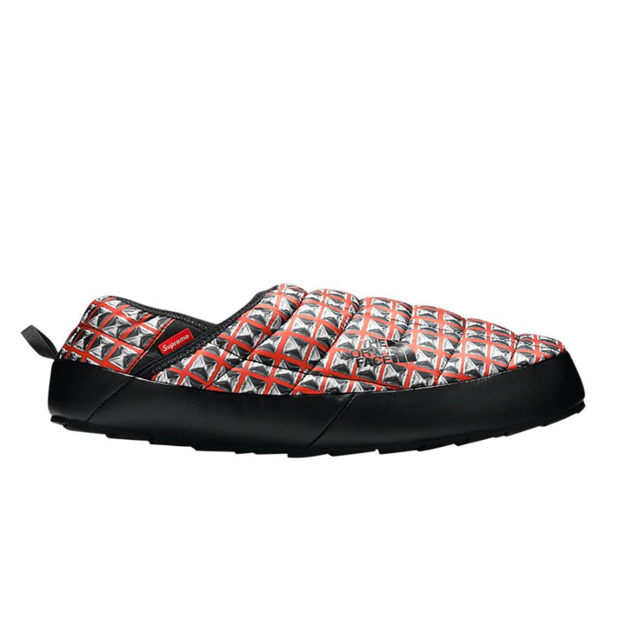 Фото № 1 с приближением к товару «‎Supreme x The North Face Traction Mule Red Studded Print»