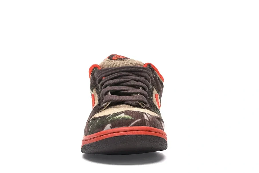 Фото № 2 с приближением к товару «‎Nike SB Dunk Low Reese Forbes Hunter»