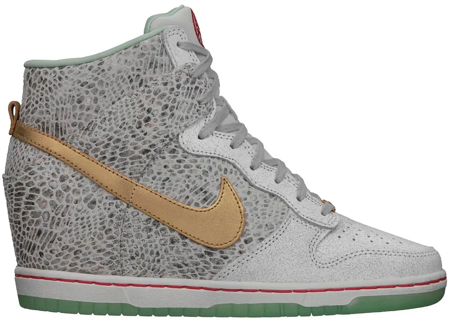 Фото № 1 с приближением к товару «‎Nike Dunk High Sky Hi Year of the Horse»
