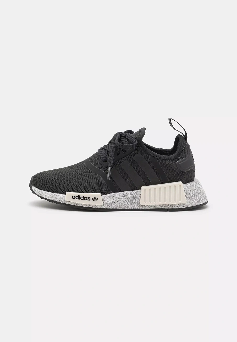 Фото № 1 с приближением к товару «‎NMD_R1 UNISEX»