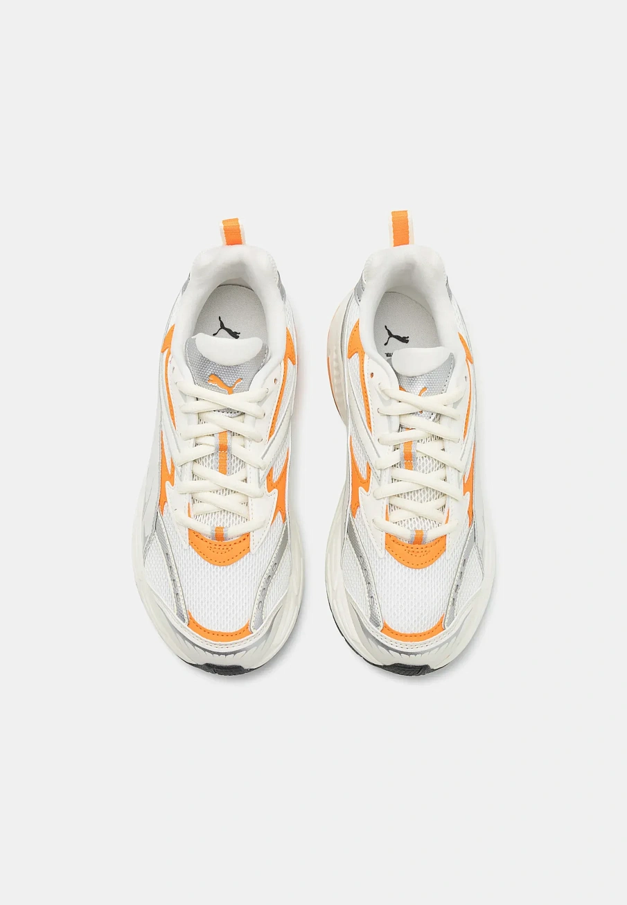 Фото № 4 с приближением к товару «‎MORPHIC»