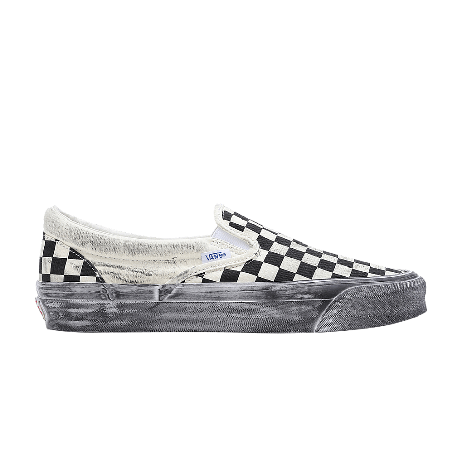 Фото № 1 с приближением к товару «‎Vans OG Classic Slip-On LX Stressed - Black Checkerboard»