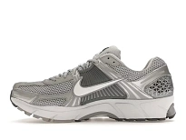 Фото № 3 с приближением к товару «‎Nike Zoom Vomero 5»