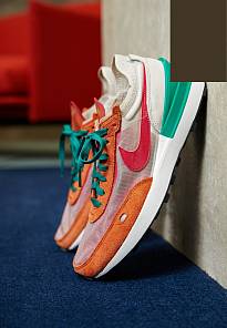 Фото № 3 с приближением к товару «‎Nike Waffle One »