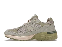 Фото № 3 с приближением к товару «‎New Balance 993»