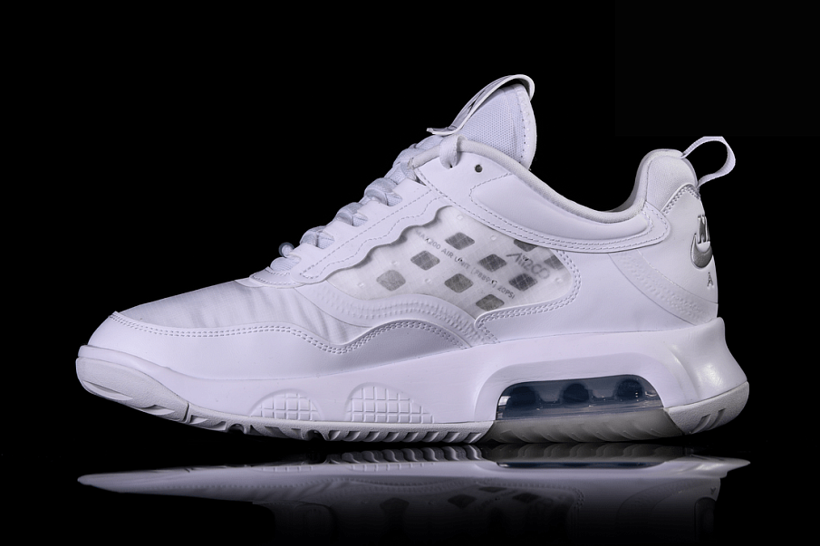Фото № 1 с приближением к товару «‎Nike Air Jordan Max 200 Triple »
