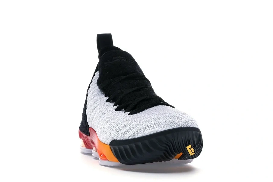 Фото № 3 с приближением к товару «‎Nike LeBron 16 Strive »