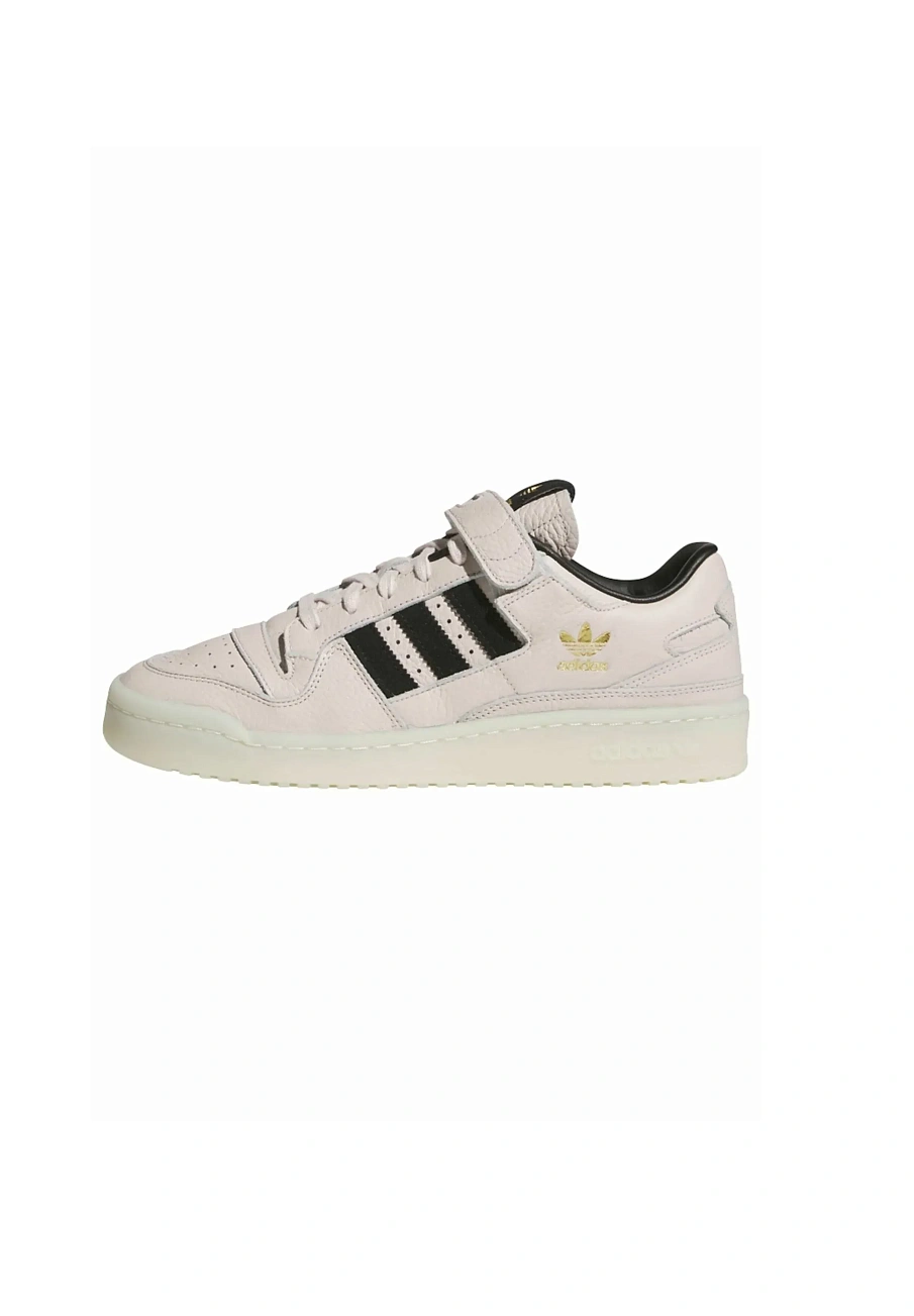 Фото № 1 с приближением к товару «‎FORUM 84»