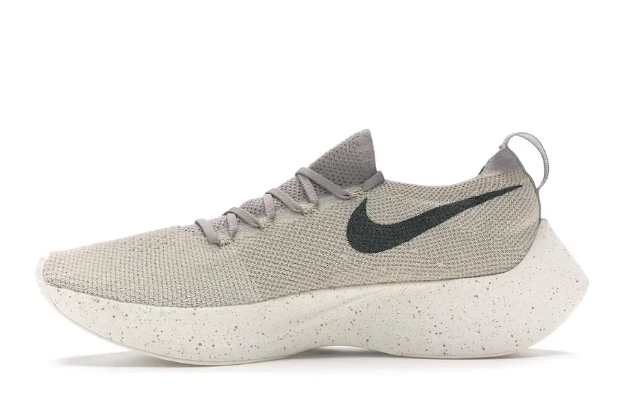 Фото № 3 с приближением к товару «‎Nike Vapor Street Flyknit String»