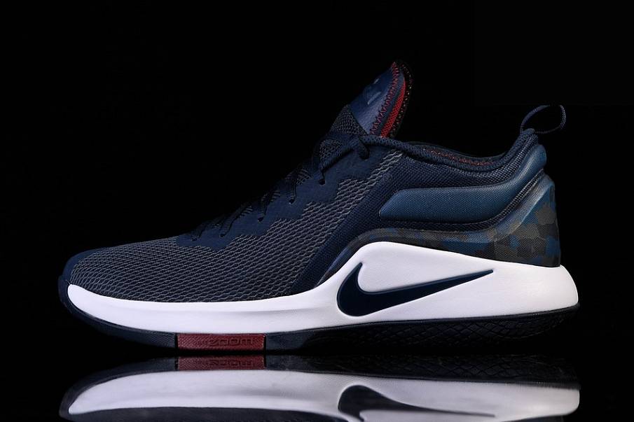 Фото № 1 с приближением к товару «‎Nike Lebron Witness II College Navy »
