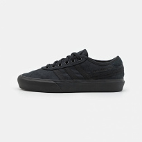 Фото № 1 с приближением к товару «‎Adidas Delpala »