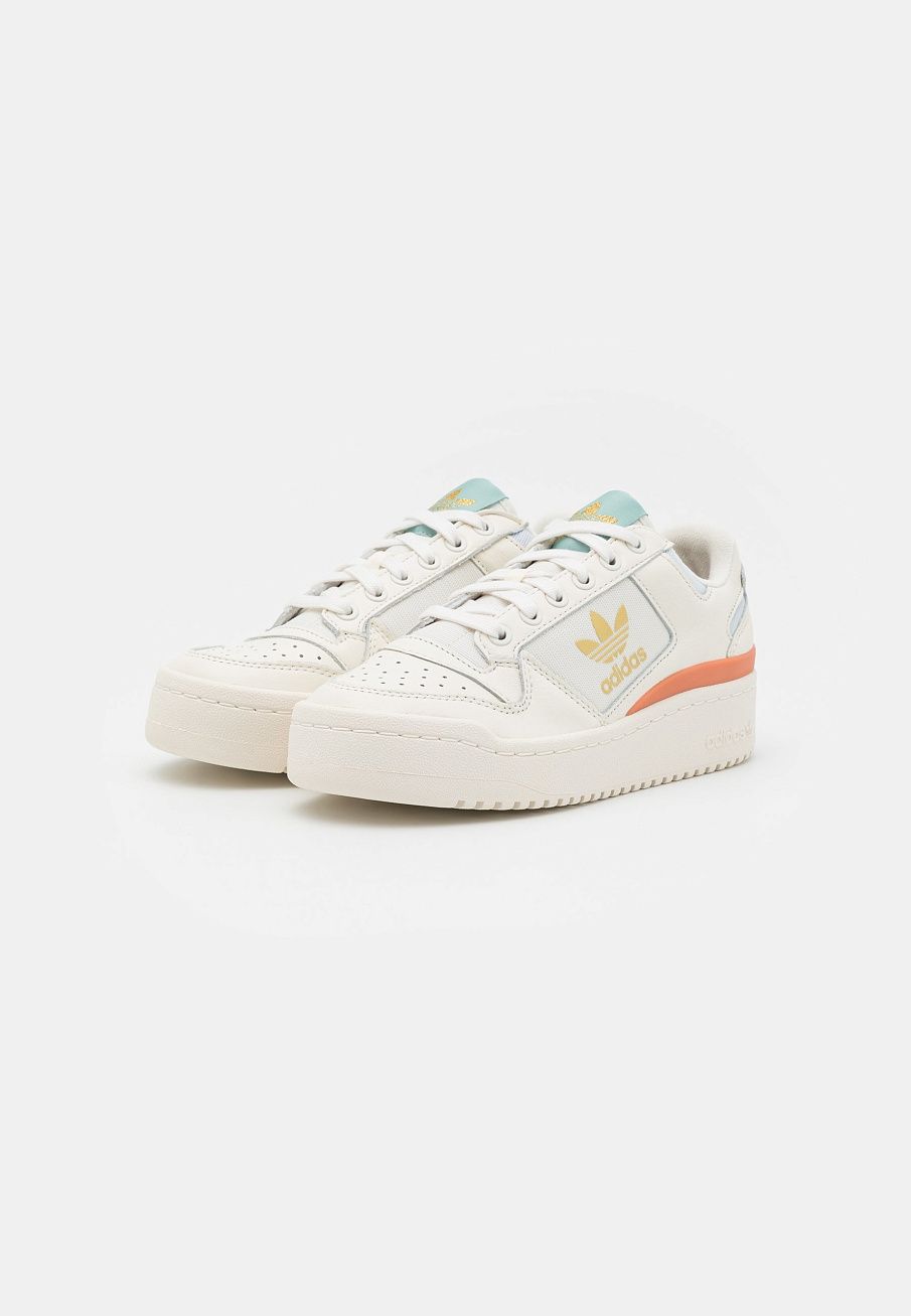 Фото № 3 с приближением к товару «‎Adidas Forum Bold »