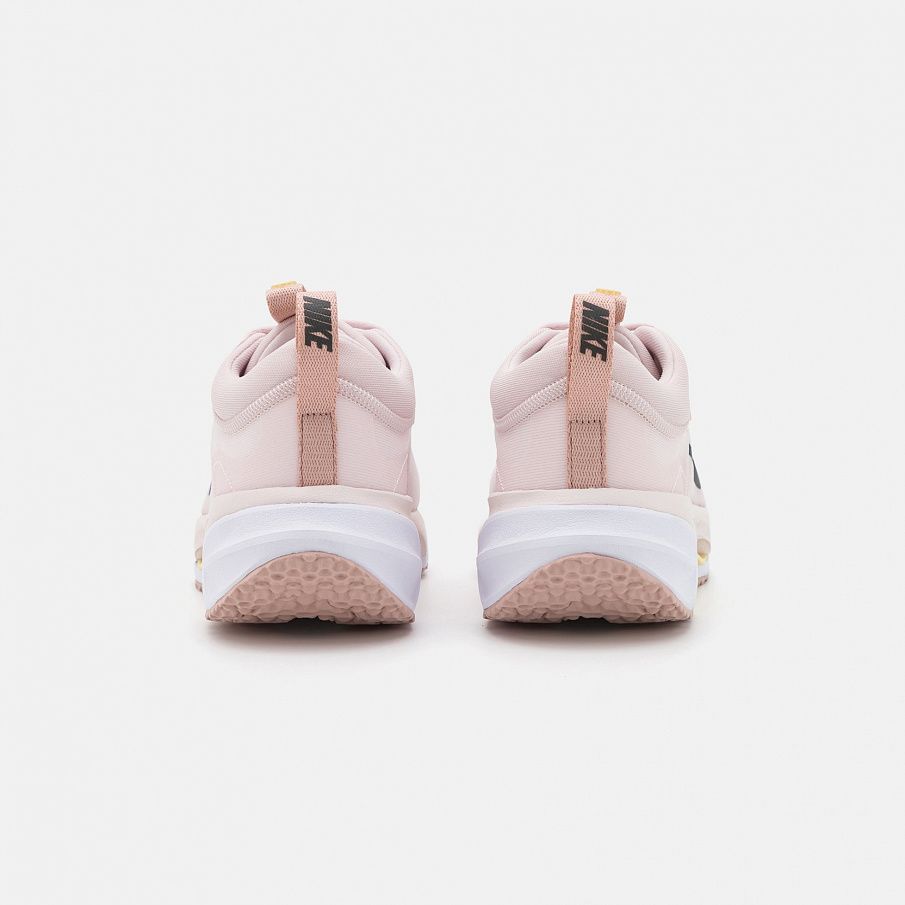 Фото № 3 с приближением к товару «‎Nike W Spark »