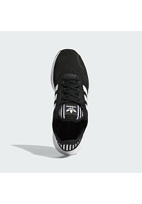 Фото № 3 с приближением к товару «‎Adidas Swift »