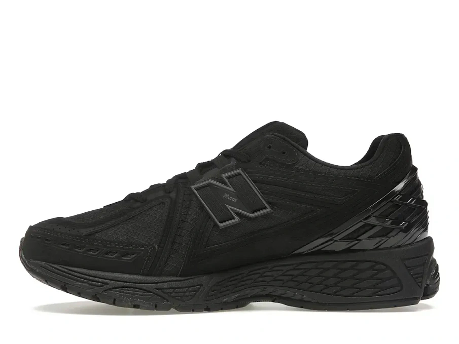 Фото № 3 с приближением к товару «‎New Balance 1906R»